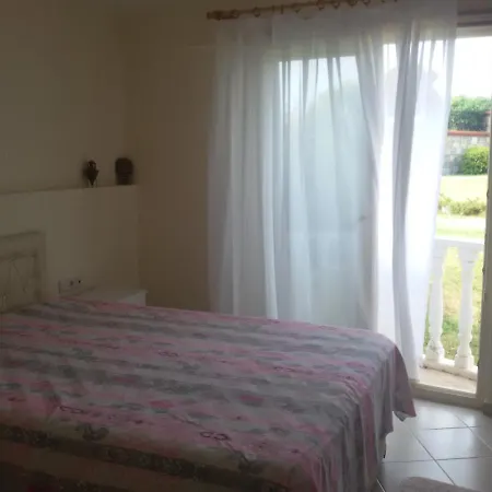 Flamingo Country Club בית נופש *